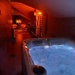 The Jacuzzi Boutique (adults Only) * Kolozsvár