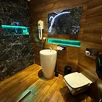 The Jacuzzi Boutique (adults Only)