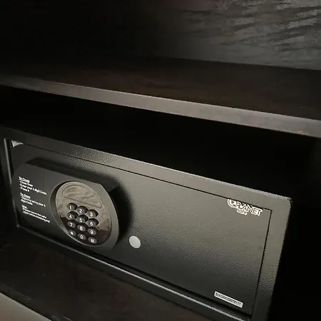 The Jacuzzi Boutique (adults Only) *