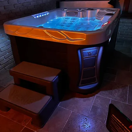 Apartament The Jacuzzi Boutique (adults Only) *