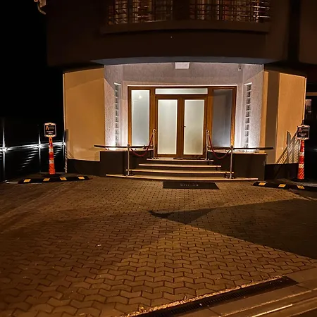 The Jacuzzi Boutique (adults Only) דירה קלוז'-נאפוקה