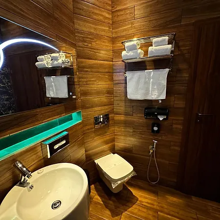 The Jacuzzi Boutique (adults Only) * Cluj-Napoca