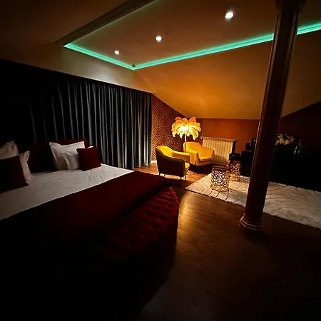 דירה The Jacuzzi Boutique (adults Only) *