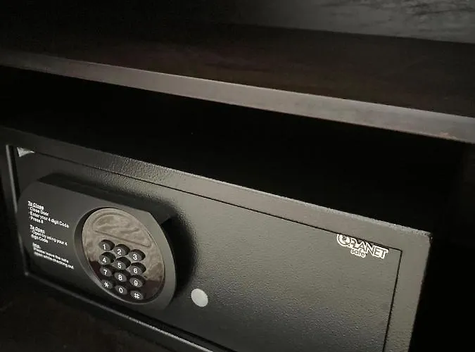 The Jacuzzi Boutique (adults Only) *