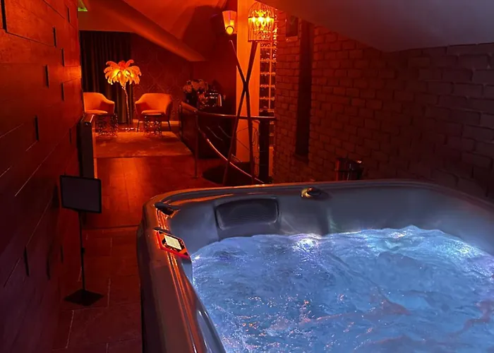 The Jacuzzi Boutique (adults Only) * Cluj-Napoca