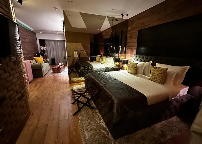 Apartamento The Jacuzzi Boutique (adults Only)